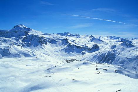 На зимнем курорте Тинь (Tignes) - французские Альпы